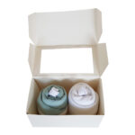 Cupcake Duo Ecru: 1x romper stonegreen, 1x romper wit en 1 paar witte sokken